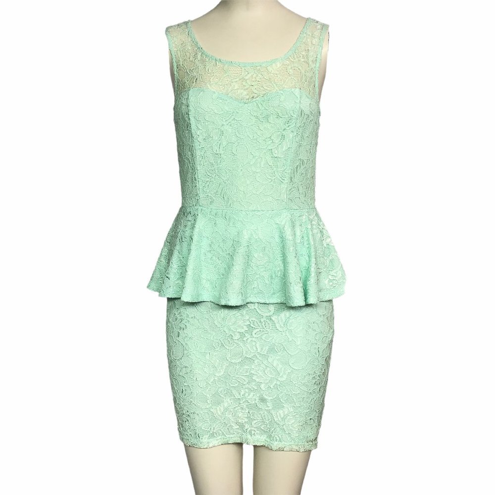 Forever 21 Mint Lace Mini Dress Small